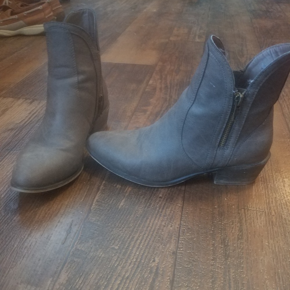 Brown Zip Up Boots